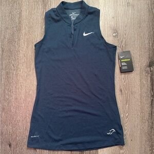 Nike aero react Women's Blue Sleeveless Top activewear golf golfwear